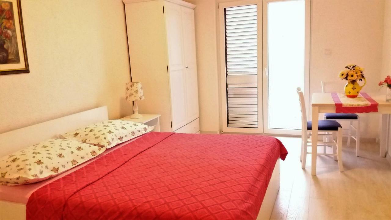 Apartments Vekic 마카르스카 외부 사진